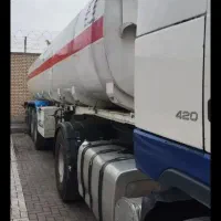 راننده پایک کار با تریلی تانک