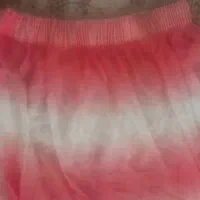 دو تا پرده آماده نصب دوخته شده برای اتاق خواب