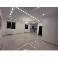 آپارتمان نوساز ۱۰۰متری راه جدا