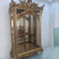 ویترین تمام چوب ورق طلا