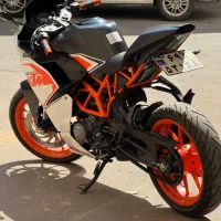 Ktm rc|موتورسیکلت|شیراز, باغ تخت|دیوار