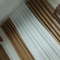 کنار پرده دکوری