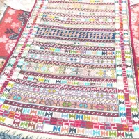 یک عدد ورنی دست بافت به فروش رسید