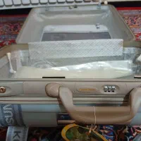 چمدان مسافرتی|کیف، کفش، کمربند|اراک, |دیوار