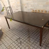 میز بزرگ