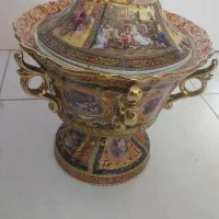 شکلات خوری پایه دار