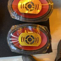 باند و بلندگو بیضی در حد نو