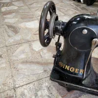 میز چرخ خیاطی قدیمی و چرخ سینگر|چرخ خیاطی و ریسندگی|تهران, مخصوص|دیوار