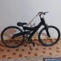 یک عدد دوچرخه کوهستانی ۲۶