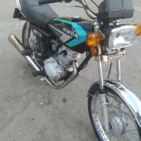 موتور 83پلاک ملی عروسک مدارک تکمیل بیمه دار