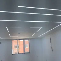 استخدام نیروی برقکار صفر یا نیمه ماهر