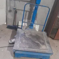 باسکول سنگی قدیمی درحد