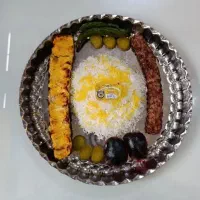 یک همکار خانوم  جهت کار در تهیه غذا نیازمندیم