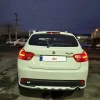 کوییک R مدل 1402 سفید مشکی|خودرو سواری و وانت|رشت, اسماعیل آباد|دیوار