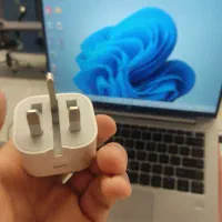 میکروفون ، آداپتور۲۰وات آیفون و مودم|صوتی و تصویری|قم, زنبیل آباد|دیوار