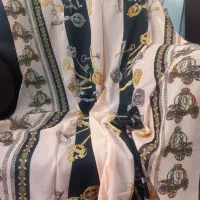 تعدادی سال و روسری.نو. به دلیل تغییر شغل فقط۱۶۵|لباس|کرج, گلشهر|دیوار