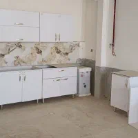 ۸۰ متری طبقه دوم