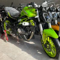 دو دستگاه بنلی۳۰۰ خشک۱۴۰۴ فسفری و مشکی نقد و اقساط