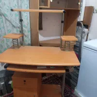 میز کامپیوتر ، لبتاپ ، مطالعه