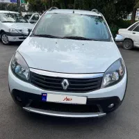 رنو ساندرو استیپ وی