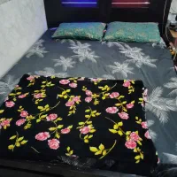 تخت دونفره همراه باتشک