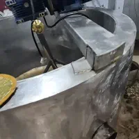 دیگ پخت ۵۰۰ کیلویی شیردار و همزن و مشعل