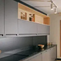 بازسازی ،نقاشی،کابینت،تاسیسات،ام دی اف انواع رنگ|خدمات پیشه و مهارت|شیراز, باغ تخت|دیوار