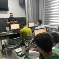 آموزش 0 تا 100 تعمیرات موبایل (کالج اورست)