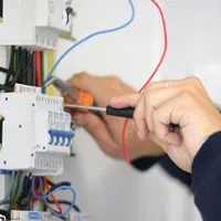 برقکار.تعمیرات برق-برق کاروساختمان صنعتی محافظ کلی|خدمات پیشه و مهارت|اهواز, کیان اباد|دیوار