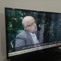 یک دستگاه تلویزیون ۴۶ اینج ال سی دی سامسونگ