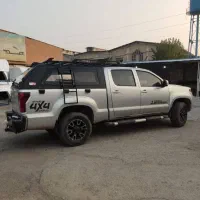 کابین هایلوکسKMC