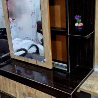 فروش دکور یا میز آرایشی|آرایشگاه و سالن‌های زیبایی|بهبهان, |دیوار