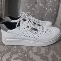 کتونی سایز ۴۰ درحدنو