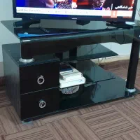 زیرتلوزیون شیشه ای و ام دی اف