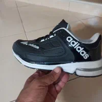 کتونی آدیداس سایز ۴۳