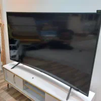 تلویزیون ۶۵ اینچ سامسونگ QLED صفحه خم.RU7300k