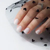 خدمات زیبایی ناخن