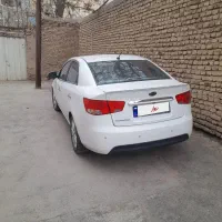 سراتو آپشنال اتومات ۲۰۰۰