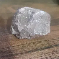 سنگ کوارتز با لایه کرستالی