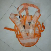 آغوش مادر|کالسکه و لوازم جانبی|پرند, فاز ۴|دیوار