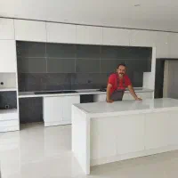 خدمات ساخت و نصب و تعمیرات کابینت و کمد دیواری