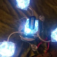 لوستر چهارشاخه|لوستر و چراغ آویز|اصفهان, سپاهان‌شهر|دیوار