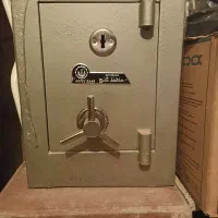 گاو صندوق نو استفاده نشده