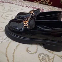 کفش کاملا نو اصلا استفاده نشده سایز ۳۹