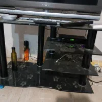 میز تلویزیون شیشه ای