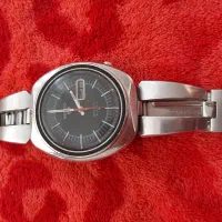 سیکوجوانان|ساعت|رباطکریم, رباطکریم|دیوار