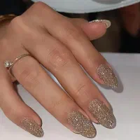 کاشت ناخن .ترمیم.ژلیش دست و پا .پدیکور|استخدام درمانی، زیبایی، بهداشتی|اسلام‌شهر, شهرک قائمیه|دیوار