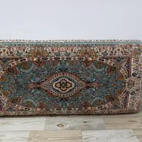 سه عددفرش ۶متری و۱۲عددپشتی
