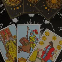 فال تاروت آمیتیس