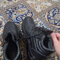 کفش نیم بوت|کیف، کفش، کمربند|اهواز, کوی آغاجاری|دیوار